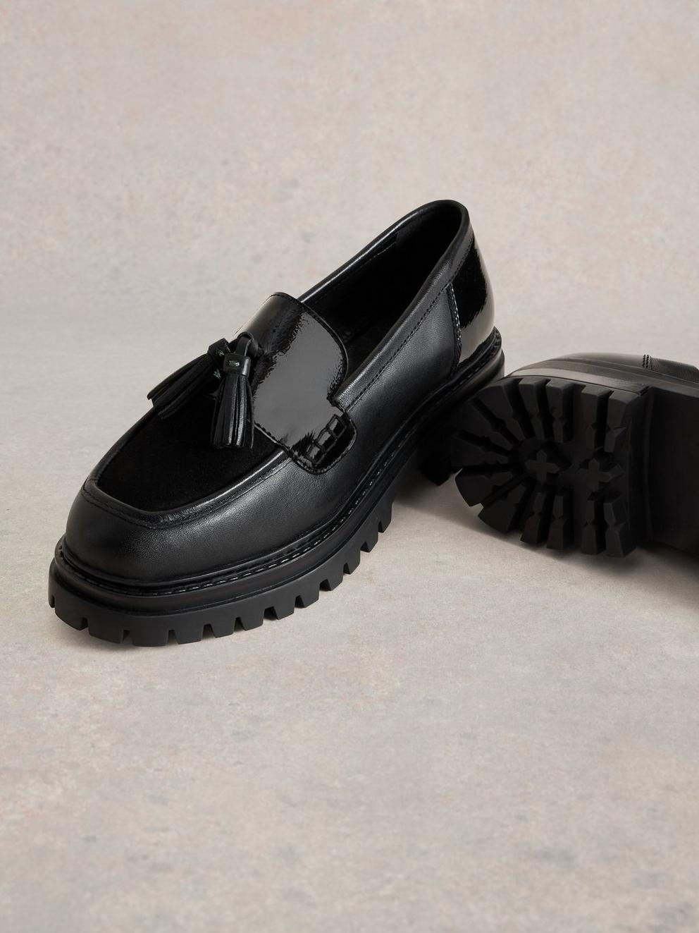 Charlie Chunky Loafer in BLK MLT - FLAT DETAIL