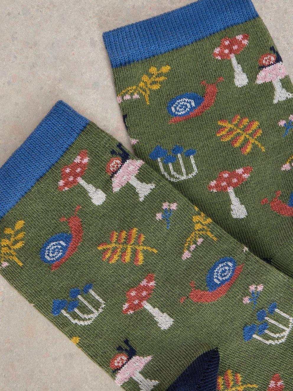 Woodland Ankle Sock in KHAKI GRN - FLAT DETAIL