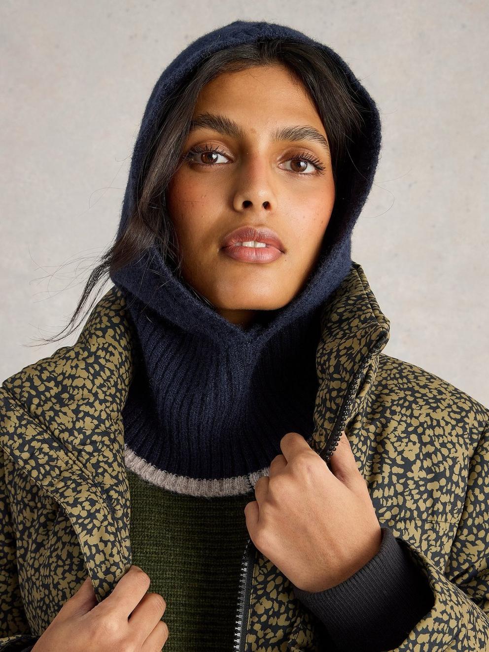 Scarlett Knitted Hood in DARK NAVY - MODEL FRONT