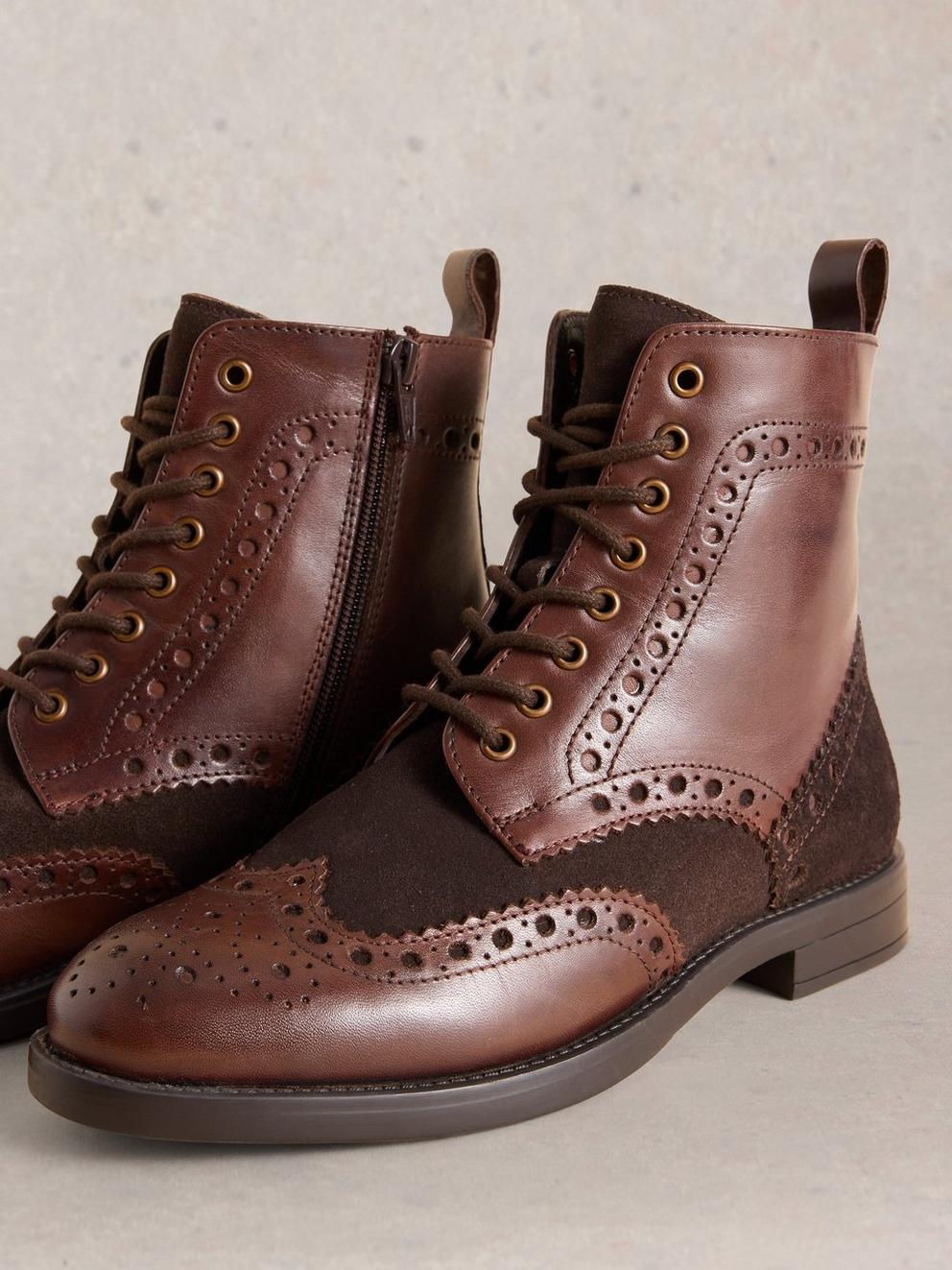 Thistle Brogue Boot in DEEP BROWN - FLAT DETAIL