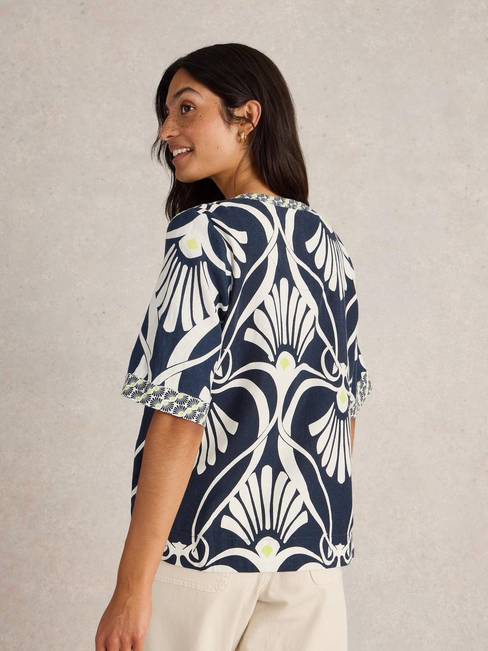 Ash Linen Blend Top in NAVY PR - MODEL BACK