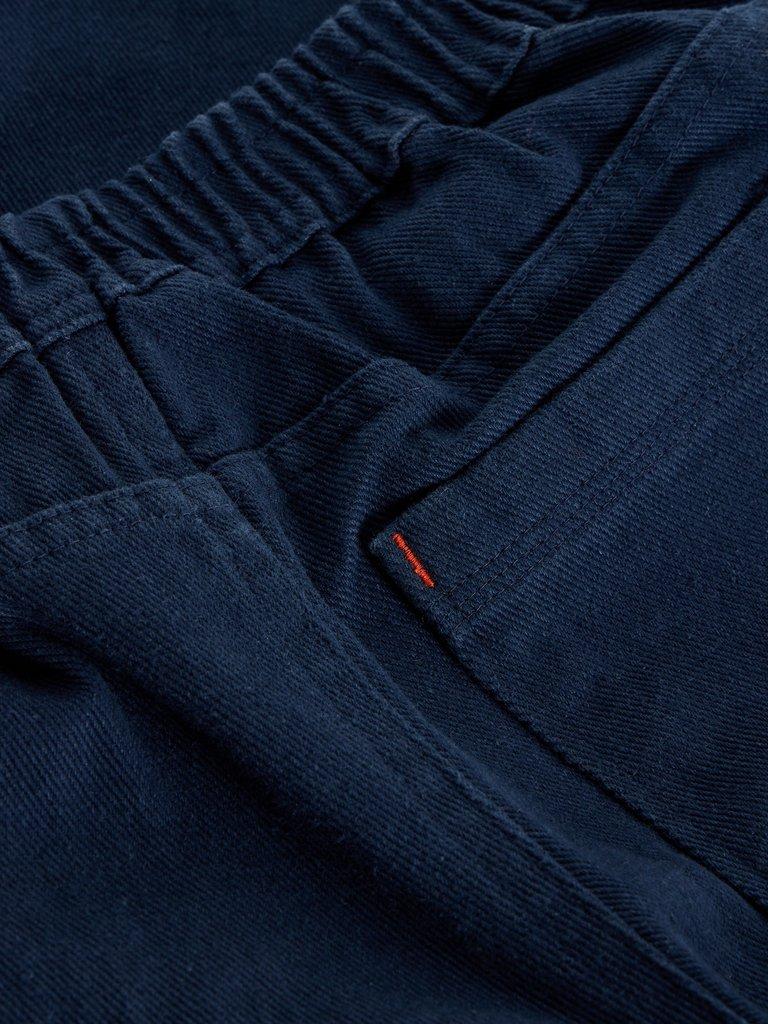 Rory Twill Trouser in DARK NAVY - FLAT DETAIL