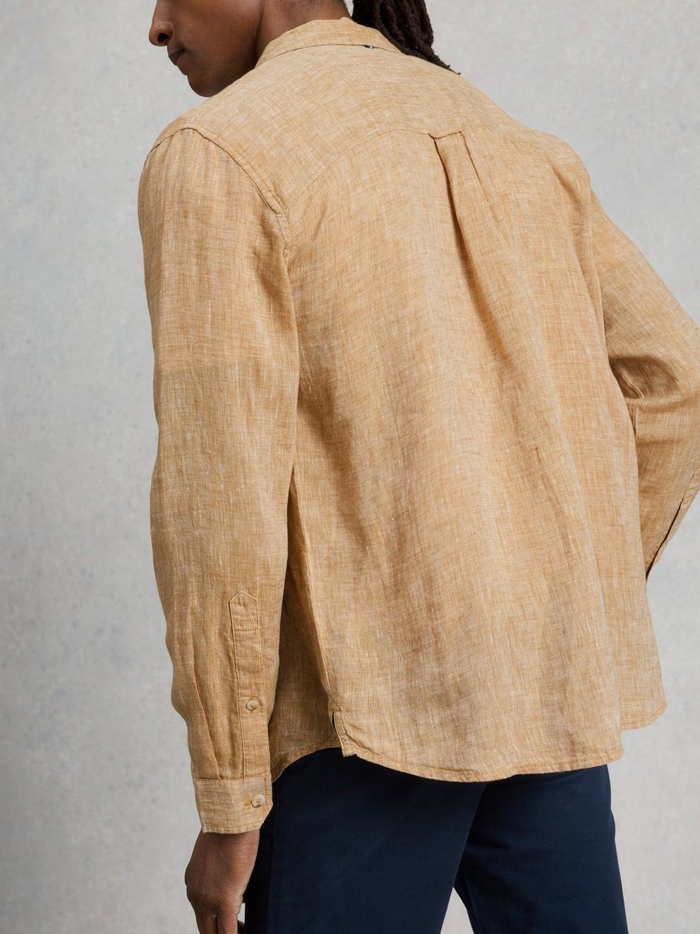 Keswick Linen Shirt in DK YELLOW - MODEL BACK