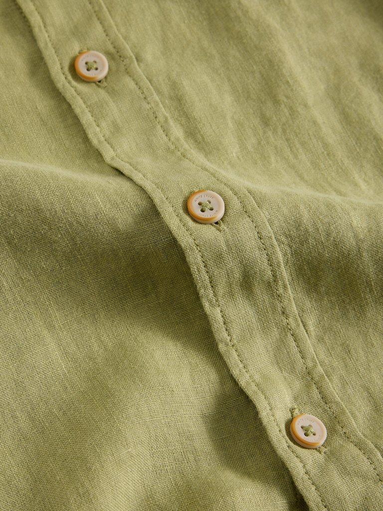 Keswick Linen Shirt in MID GREEN - FLAT DETAIL