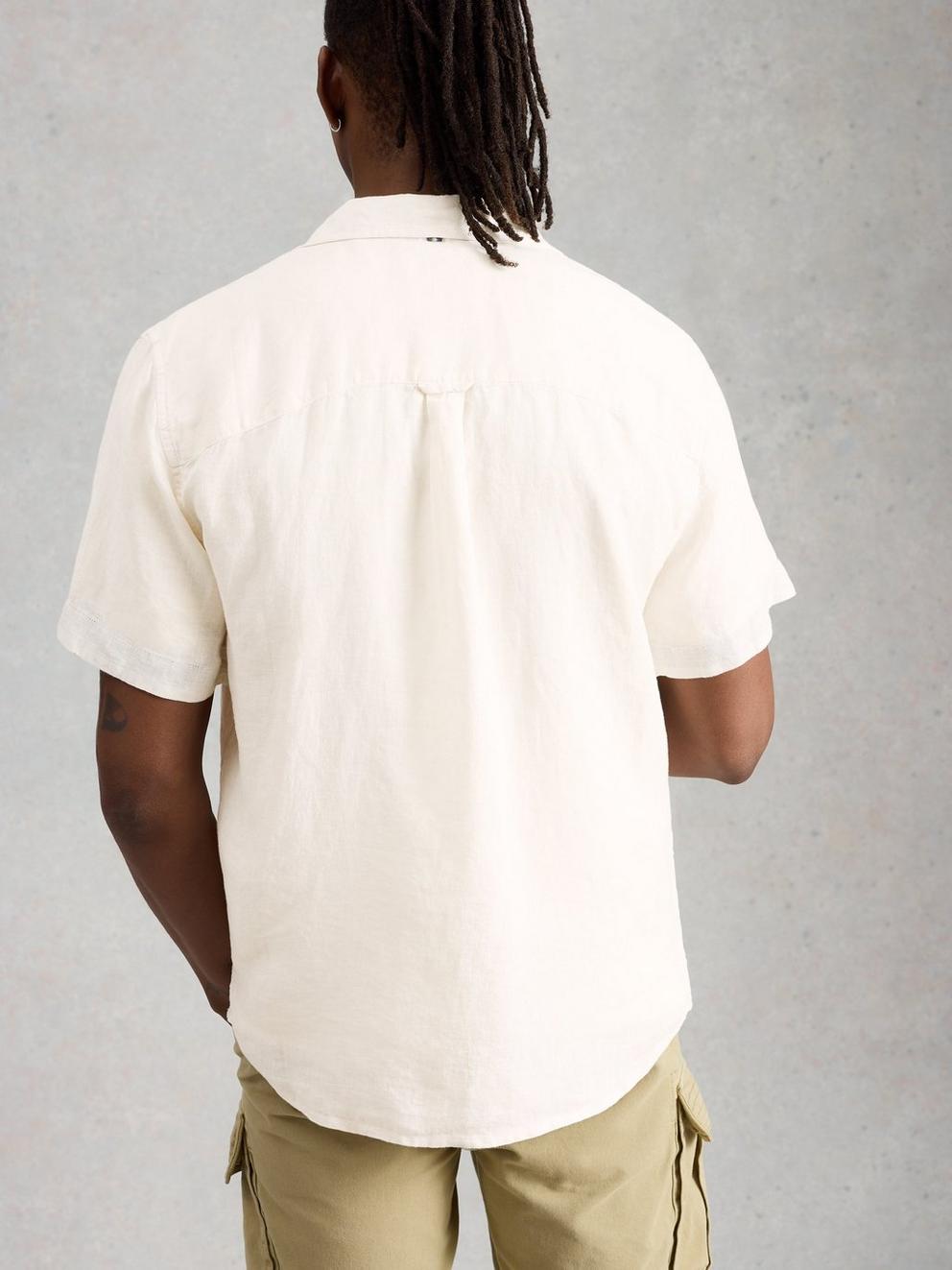 Keswick Short Sleeve Linen Shirt in BRIL WHITE - MODEL BACK