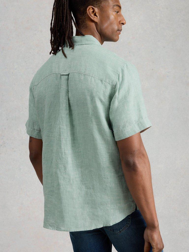 Keswick Short Sleeve Linen Shirt in MID GREEN - MODEL BACK