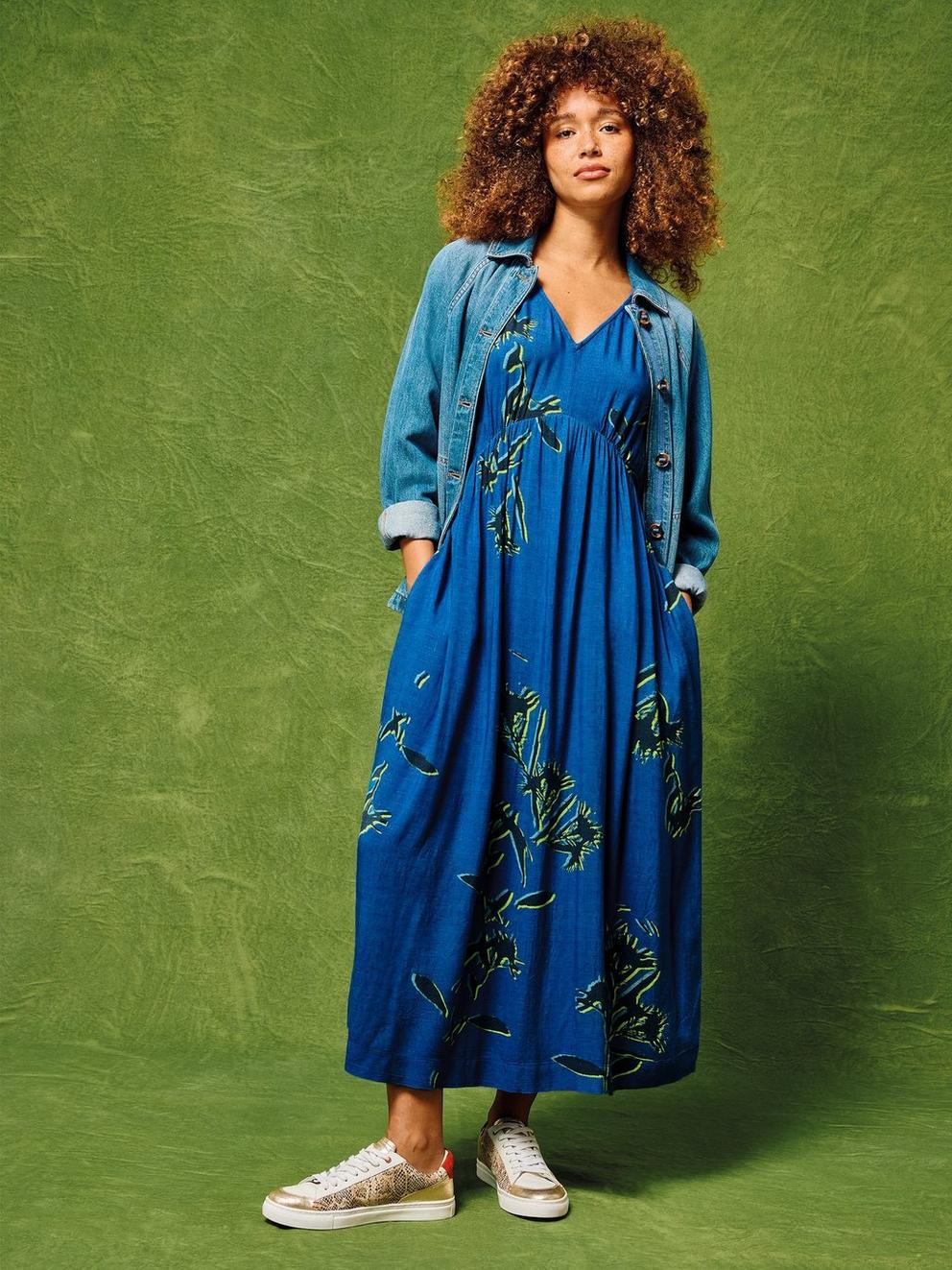 Lucy Midi Dress in BLUE PR - MIXED