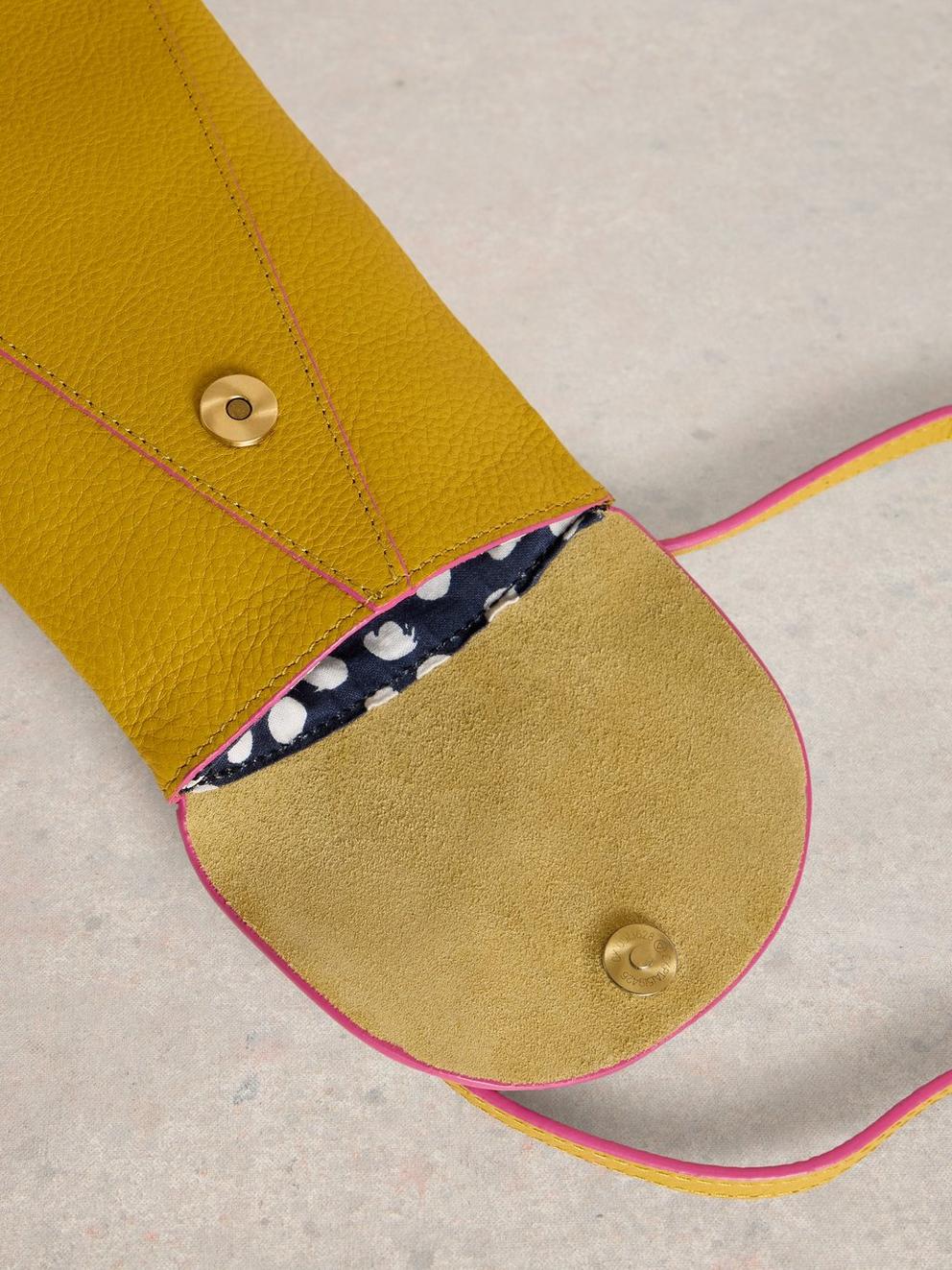 Leather Coco Phone Bag in DK CHART - FLAT DETAIL