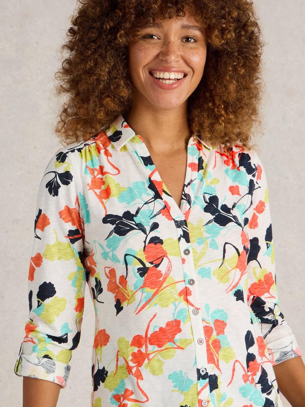 ANNIE MID SLEEVE JERSEY SHIRT in IVORY PR - MODEL DETAIL