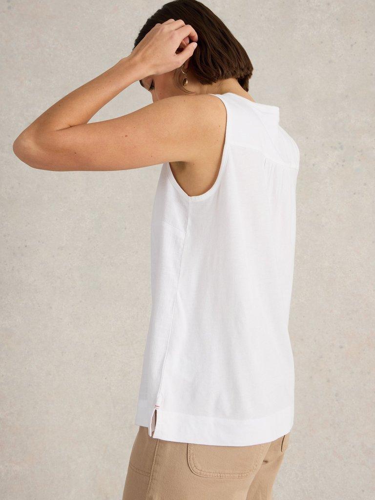 DELILAH LINEN BLEND BUTTON TOP in BRIL WHITE - MODEL BACK