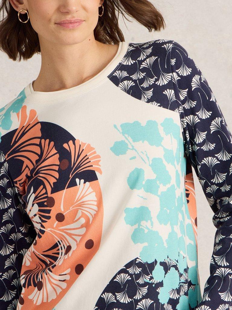 CLARA CREW NECK TSHIRT in BLUE PR - MODEL DETAIL