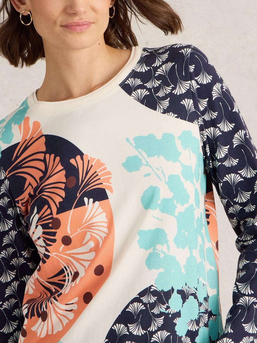 CLARA CREW NECK TSHIRT in BLUE PR - MODEL DETAIL