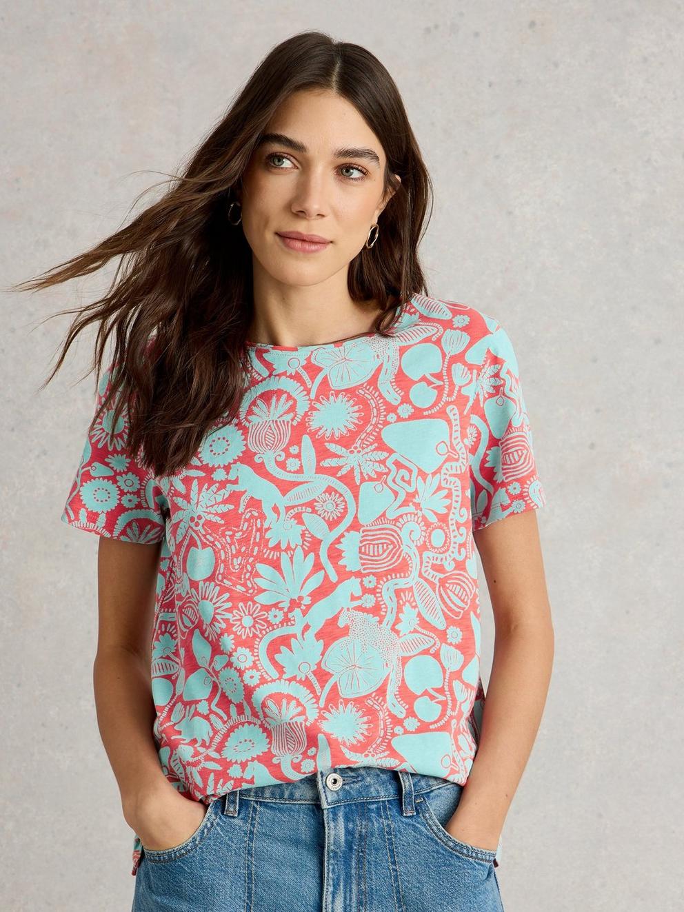 ABBIE SHORT SLEEVE TEE in CORAL PR - LIFESTYLE