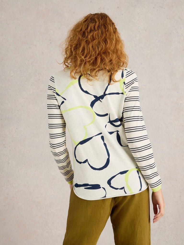 CLARA TEE CREW NECK in NAT PR - MODEL BACK
