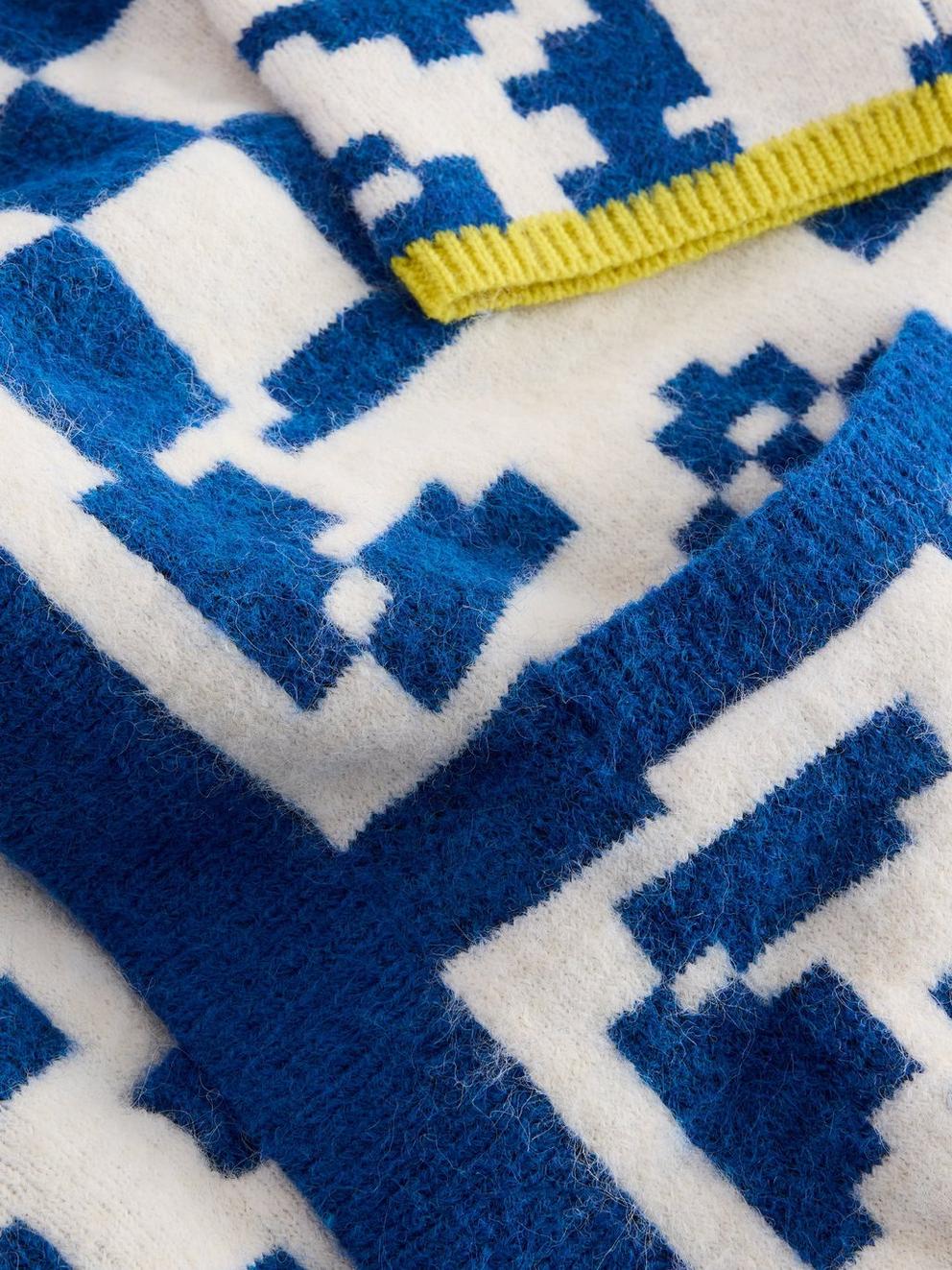 GEO MIX CARDI in BLUE MLT - FLAT DETAIL