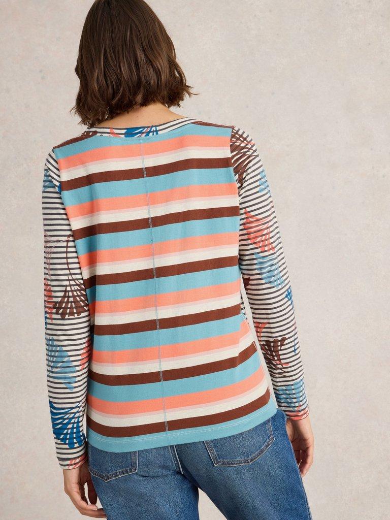 NELLY NOTCH NECK TSHIRT in CORAL MLT - MODEL BACK