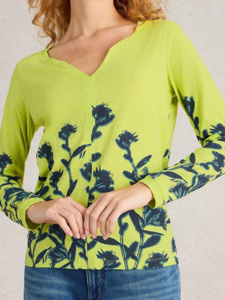 NELLY NOTCH NECK TSHIRT in YELLOW MLT - MODEL DETAIL