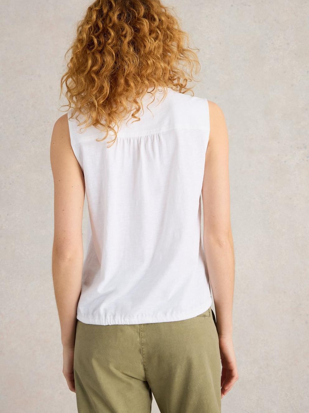 TULIP SLEEVELESS SHIRT in BRIL WHITE - MODEL BACK