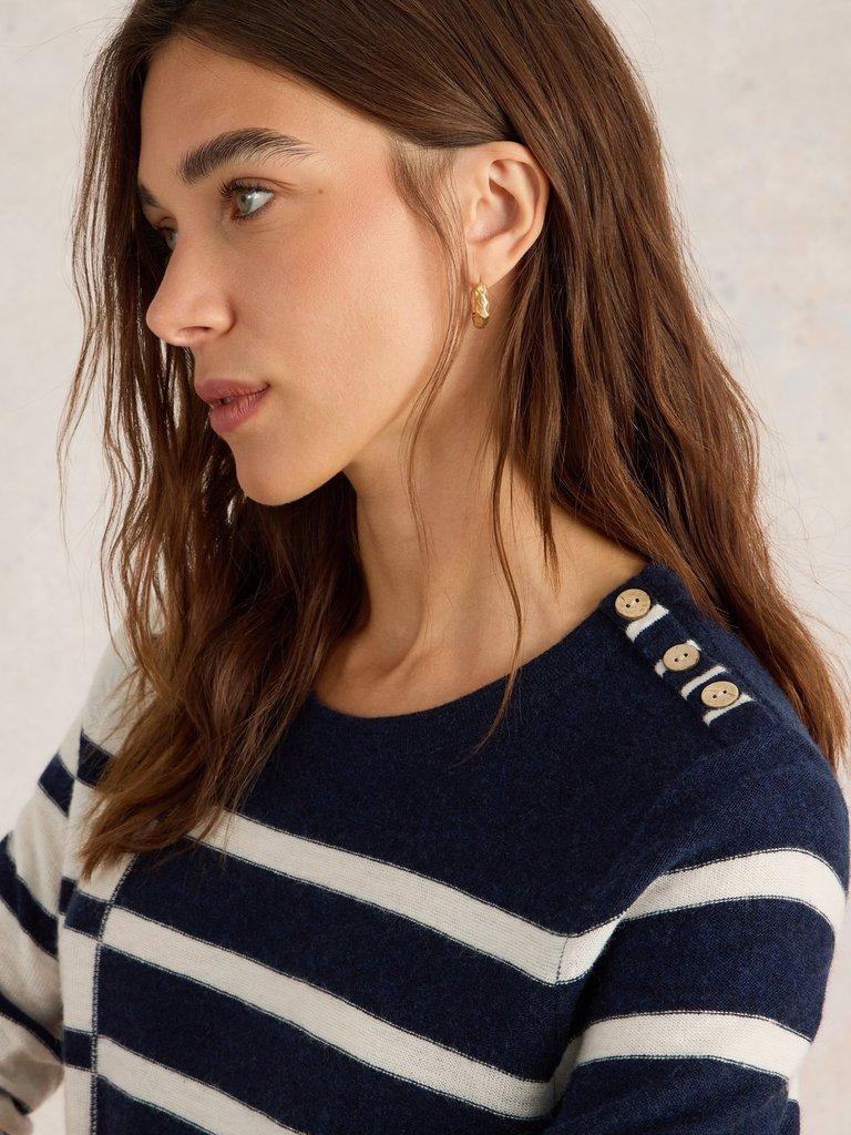 EMMA CREW NECK JUMPER in NAVY MULTI - LIFESTYLE