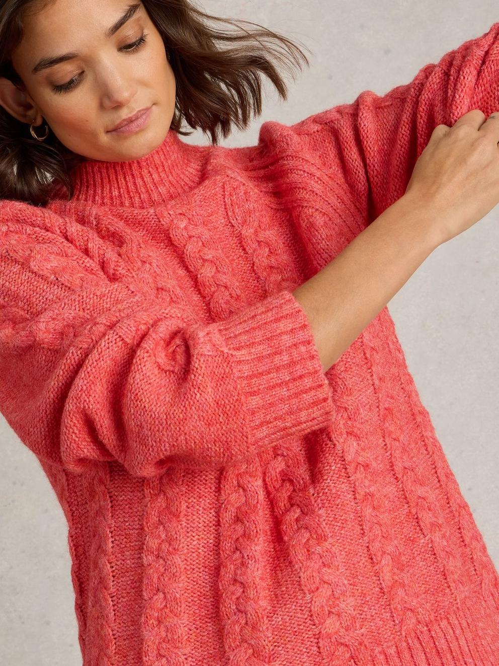 CLEO JUMPER in MID CORAL - MODEL DETAIL