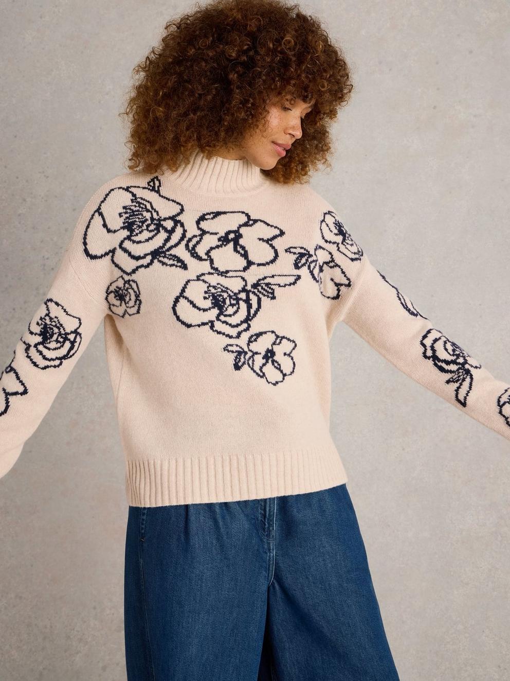 SPRIG FLORAL WOOL JUMPER in NAT MLT - LIFESTYLE