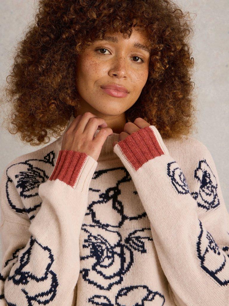 SPRIG FLORAL WOOL JUMPER in NAT MLT - MODEL DETAIL
