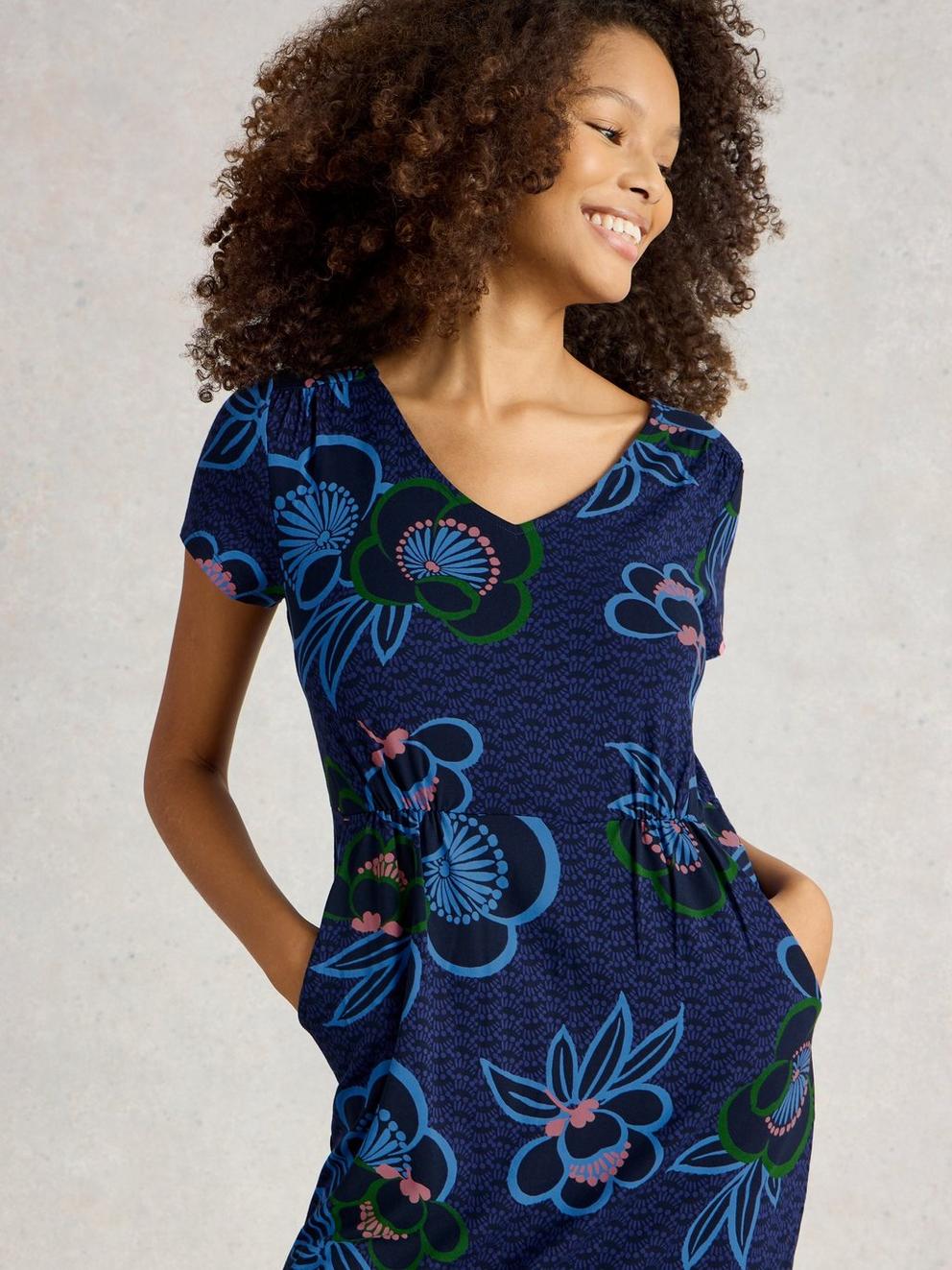 Tallie Jersey Short Sleeve Dress in BLUE PR - MODEL DETAIL