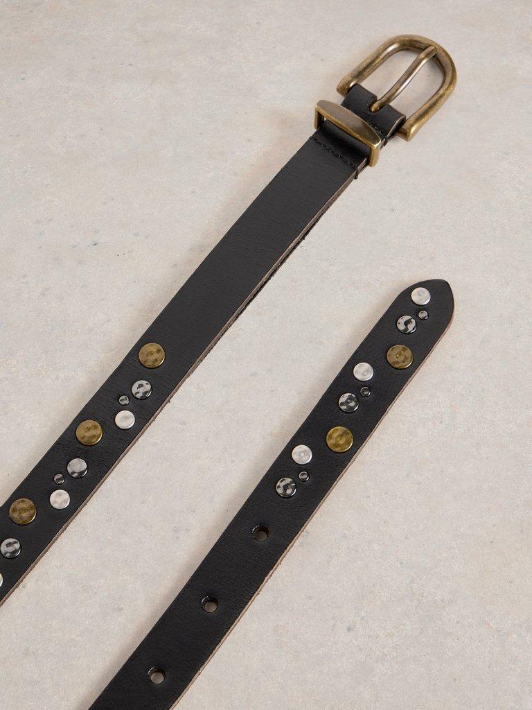 Studded Western Belt in PURE BLK - FLAT DETAIL