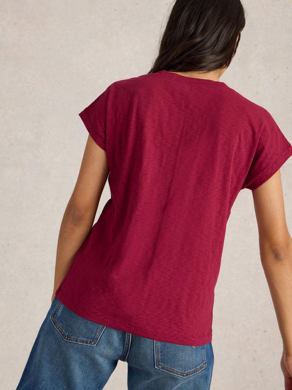 NELLY NOTCH ORGANIC COTTON NECK TEE in MID PLUM - MODEL BACK