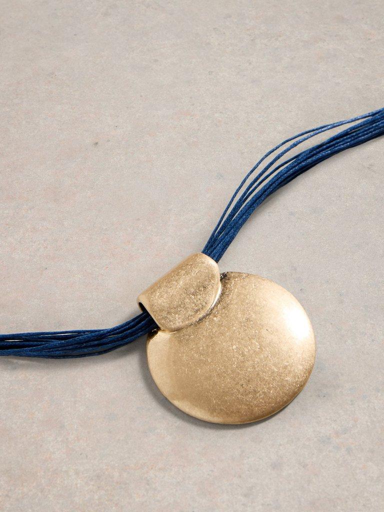 Maple Disk Necklace in FR NAVY - FLAT DETAIL