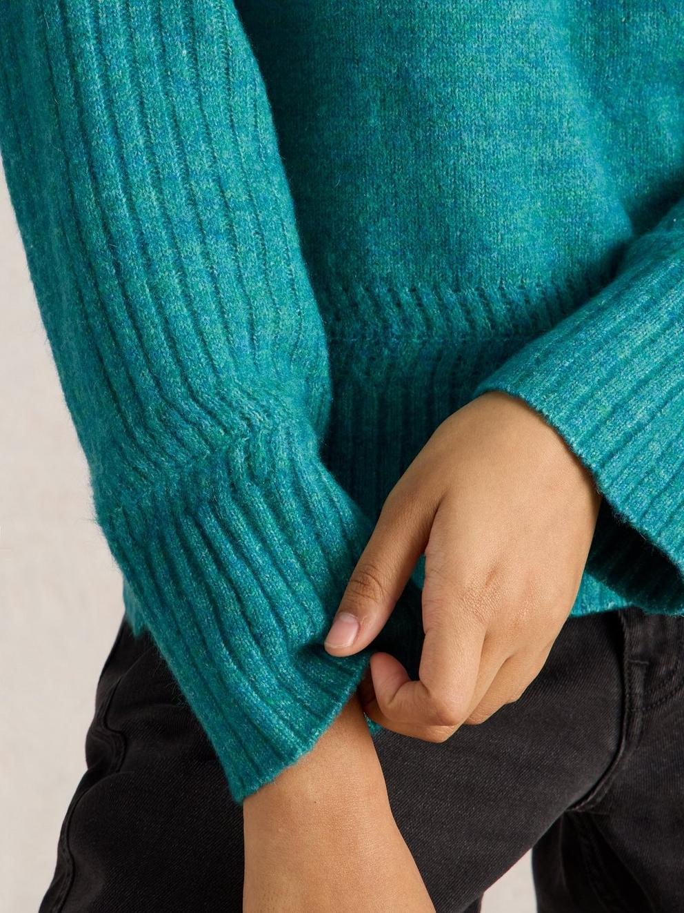 SOPHIA JUMPER in BRT TEAL - MODEL DETAIL