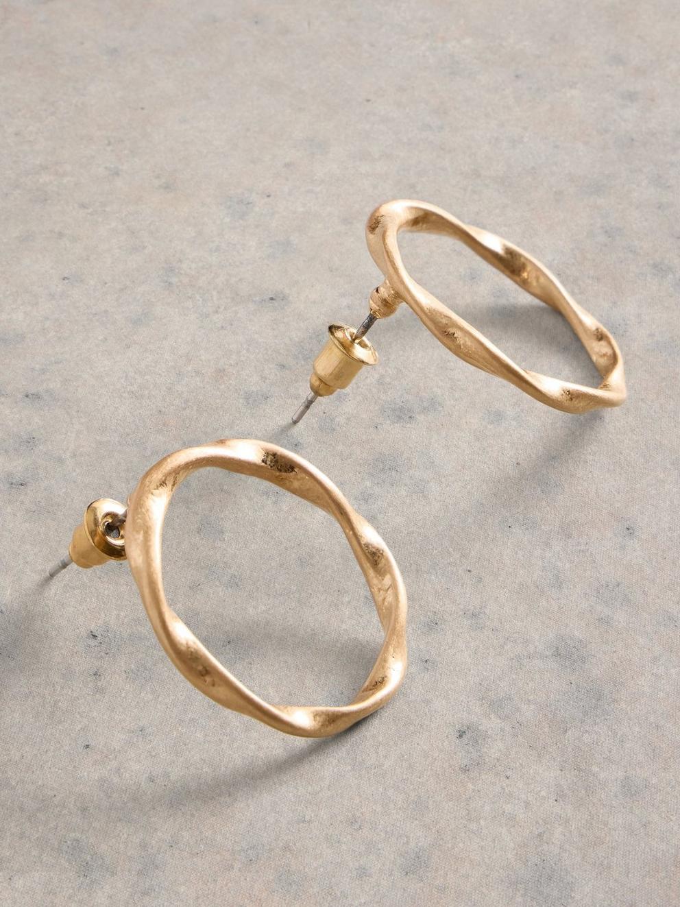 Cynthia Earring Round in GLD TN MET - FLAT DETAIL