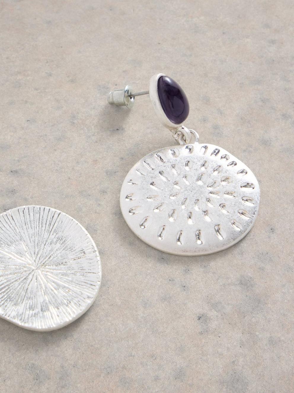 Engraved Disc Earring in SLV TN MET - FLAT DETAIL