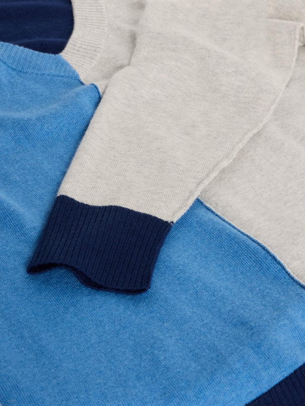 MAGGIE LONG SLEEVE V NECK JUMPER in BLUE MLT - FLAT DETAIL
