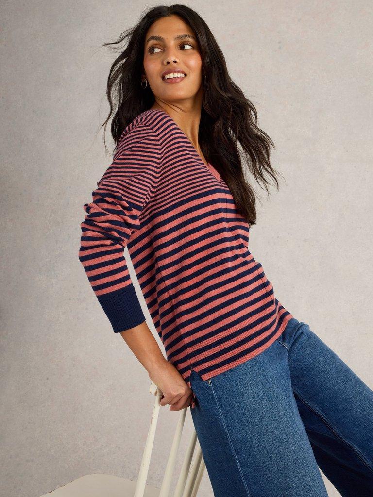 MAGGIE LONG SLEEVE V NECK JUMPER in PINK MLT - MODEL DETAIL