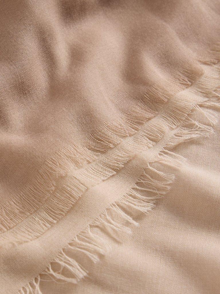 Oversized Penny Plain Scarf in LGT NAT - FLAT DETAIL