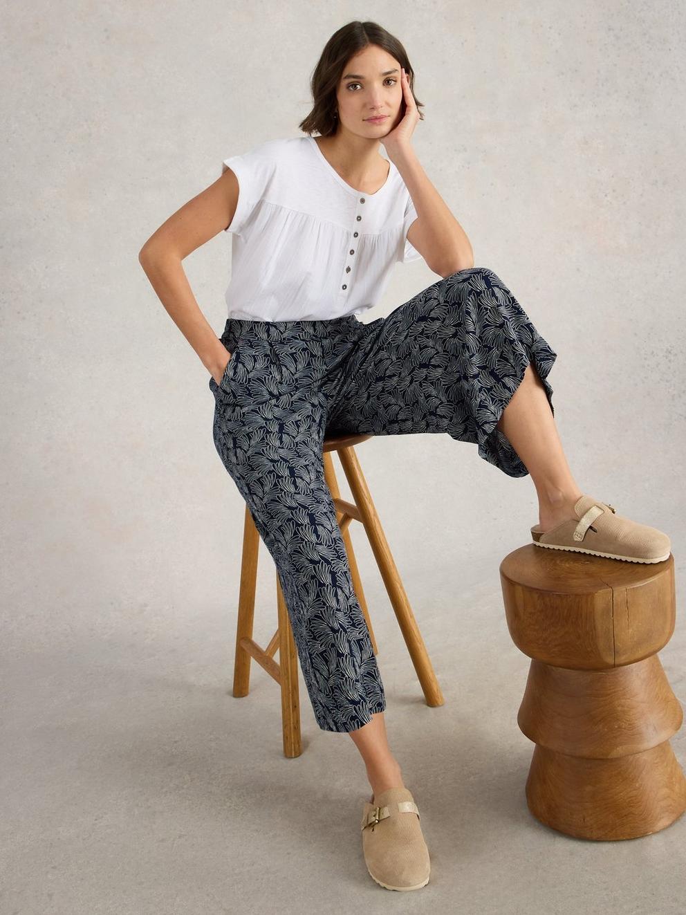 Lisette Crinkle Crop Culotte in NAVY PR - LIFESTYLE