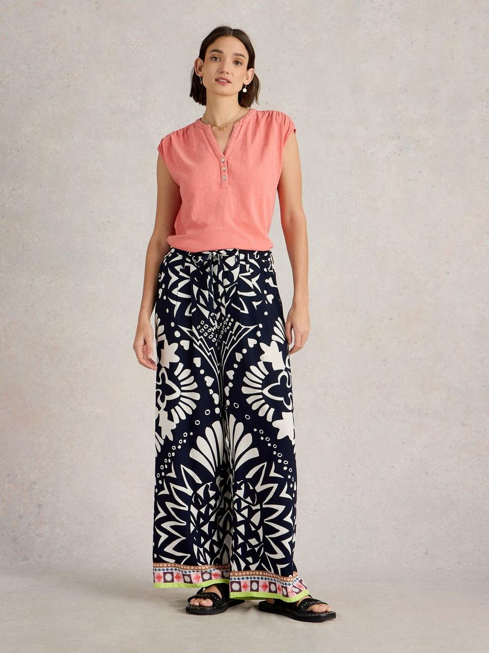Farah Wide Leg Trouser in NAVY MULTI - MODEL FRONT