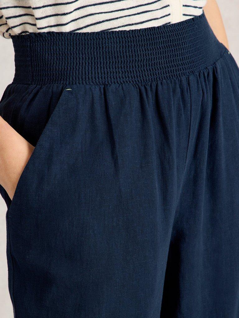 Shelly Linen Blend Culotte in DARK NAVY - MODEL DETAIL