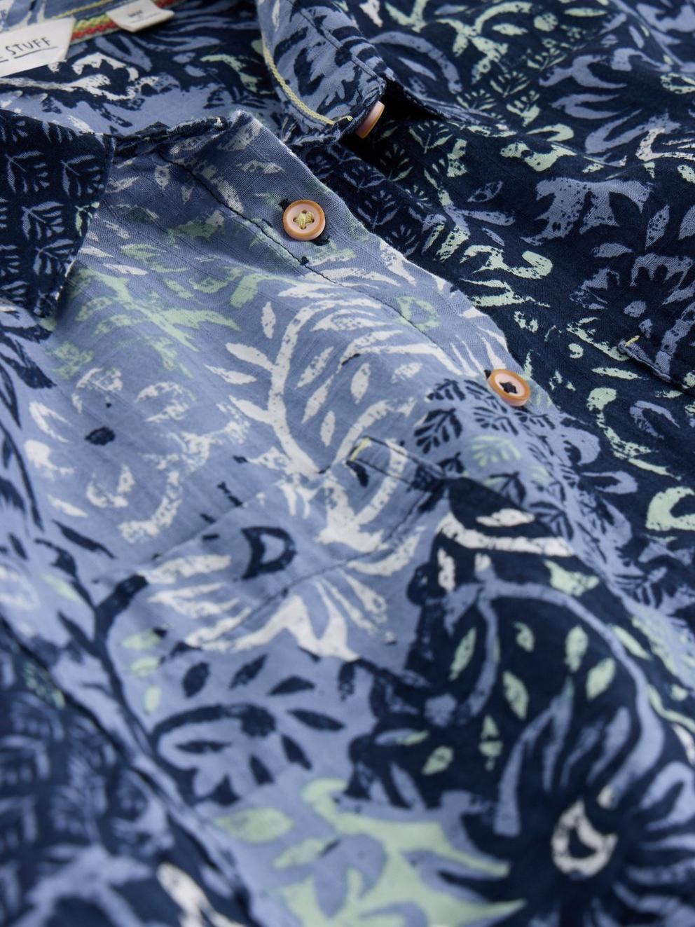 Ellie Organic Cotton Collared Shirt in BLUE MLT - FLAT DETAIL