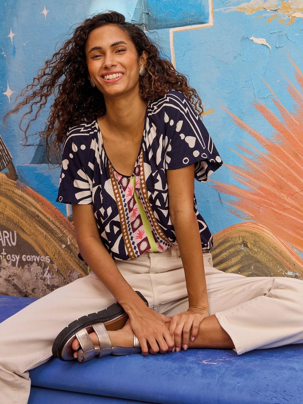 Imogen Sleeveless Top in NAVY PR - MIXED