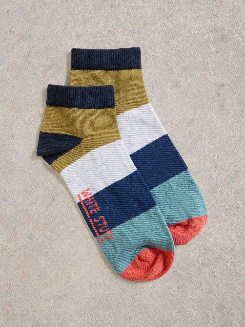 Block Stripe Trainer Sock in GREY MLT - FLAT FRONT