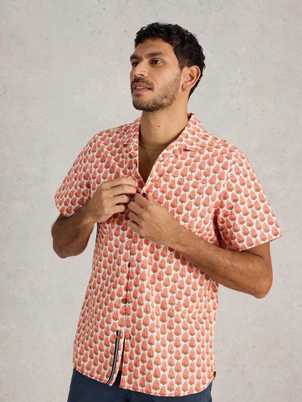 Hayle Fan Geo Printed Shirt in WHITE PR - LIFESTYLE