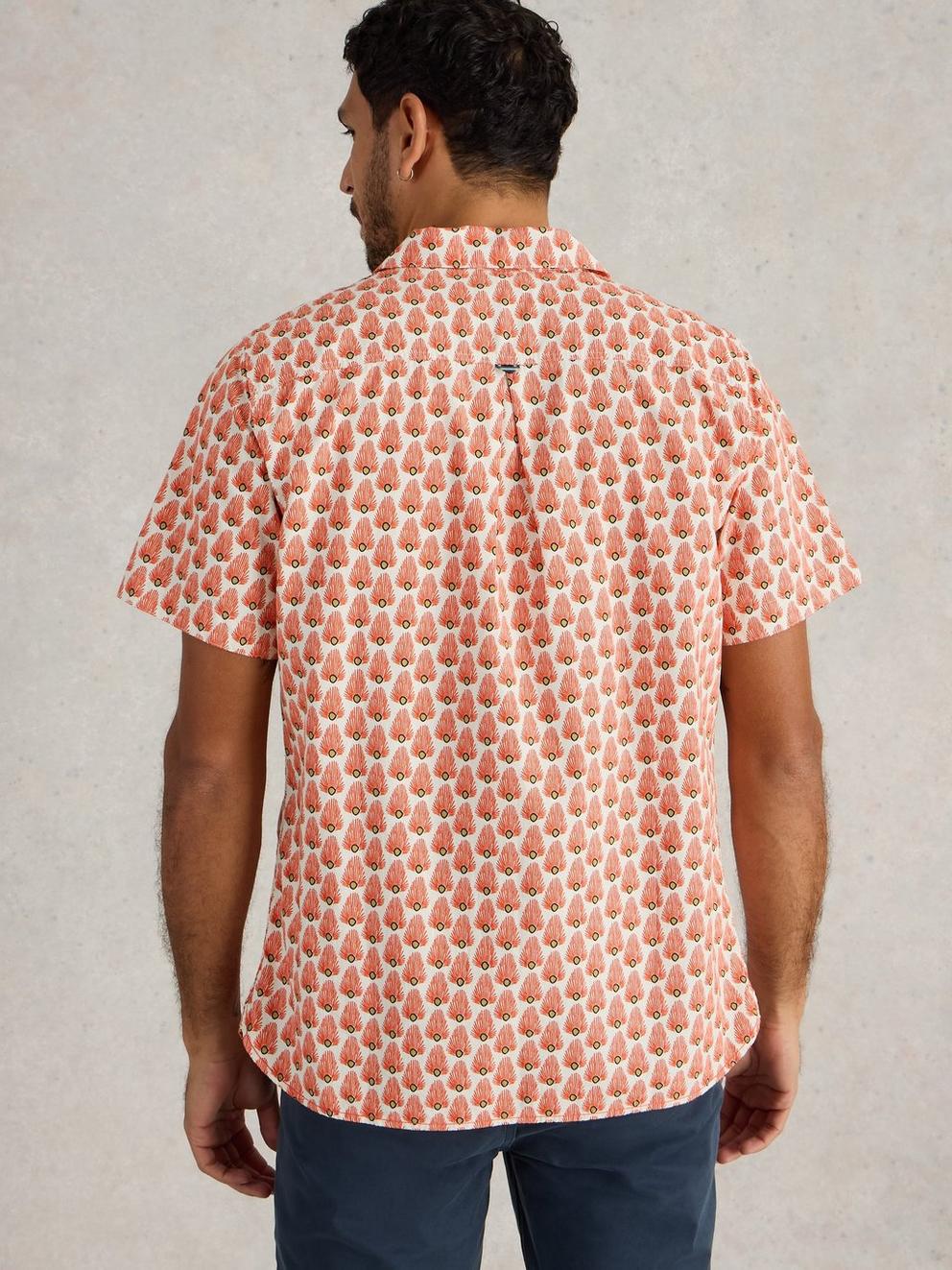 Hayle Fan Geo Printed Shirt in WHITE PR - MODEL BACK
