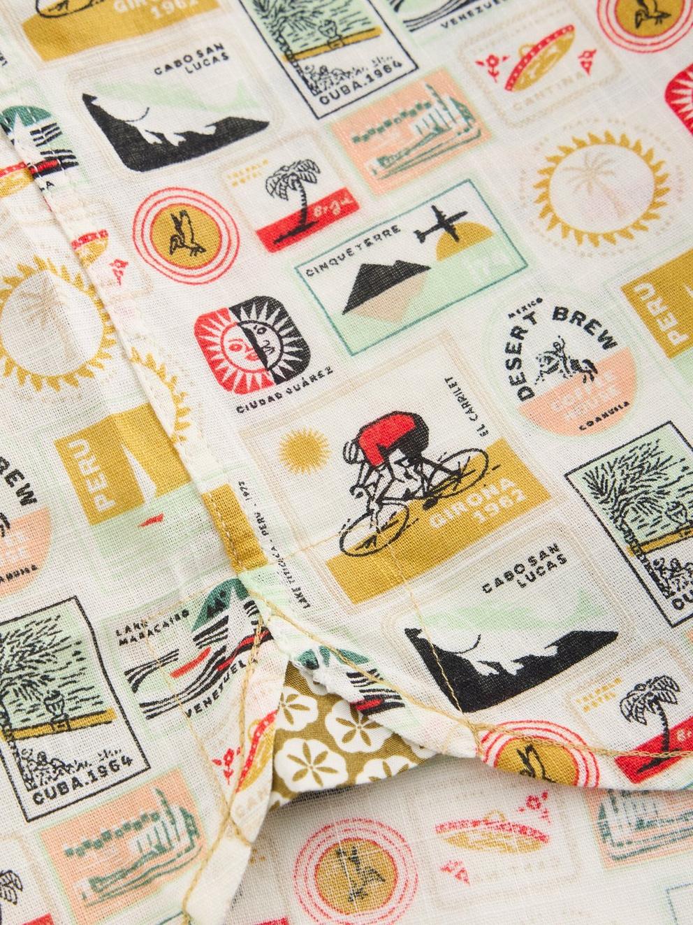 Finsbury Travel Printed Shirt in NAT PR - FLAT DETAIL