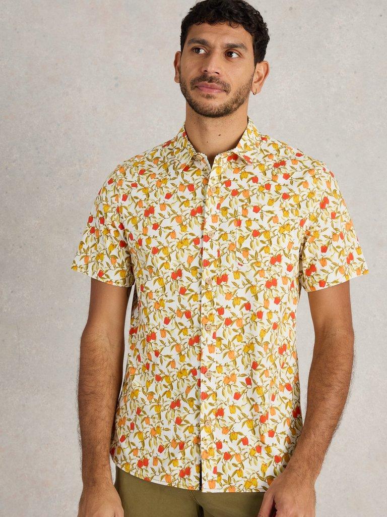 Salcombe Peppers Printed Shirt in WHITE PR - MODEL DETAIL