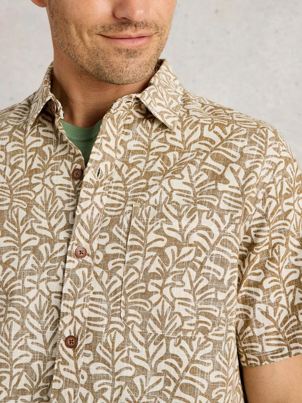Finsbury Leaf Printed Shirt in GREEN PR - MODEL DETAIL