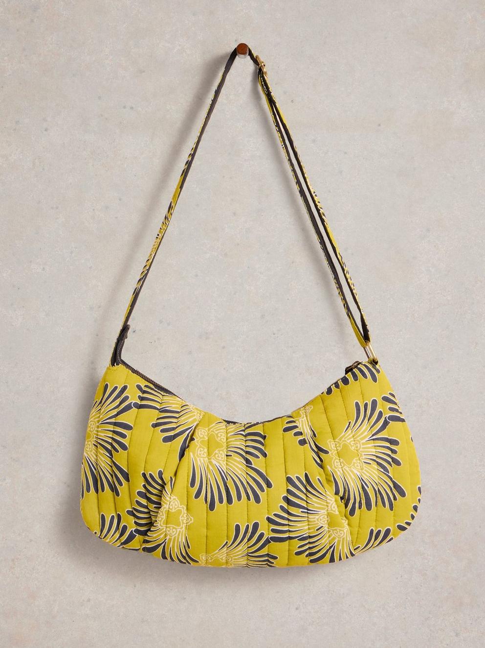 Zoe Print Slingbag in YELLOW PR - FLAT FRONT