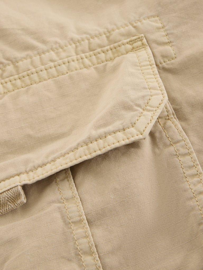 Callington Cargo Short in LGT NAT - FLAT DETAIL