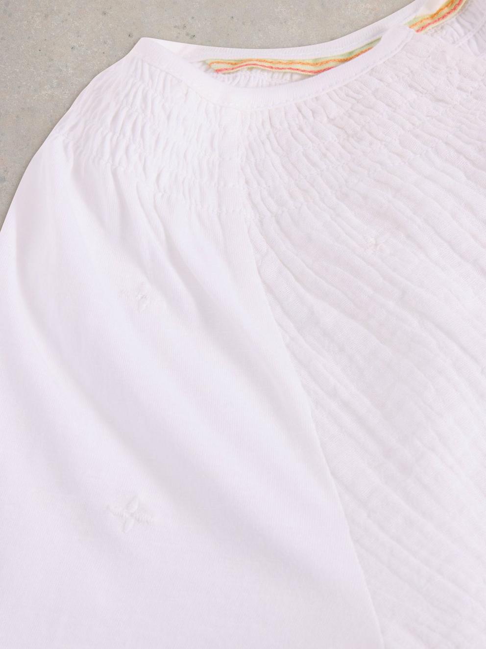 LUELLA NOTCH NECK TOP in BRIL WHITE - FLAT DETAIL